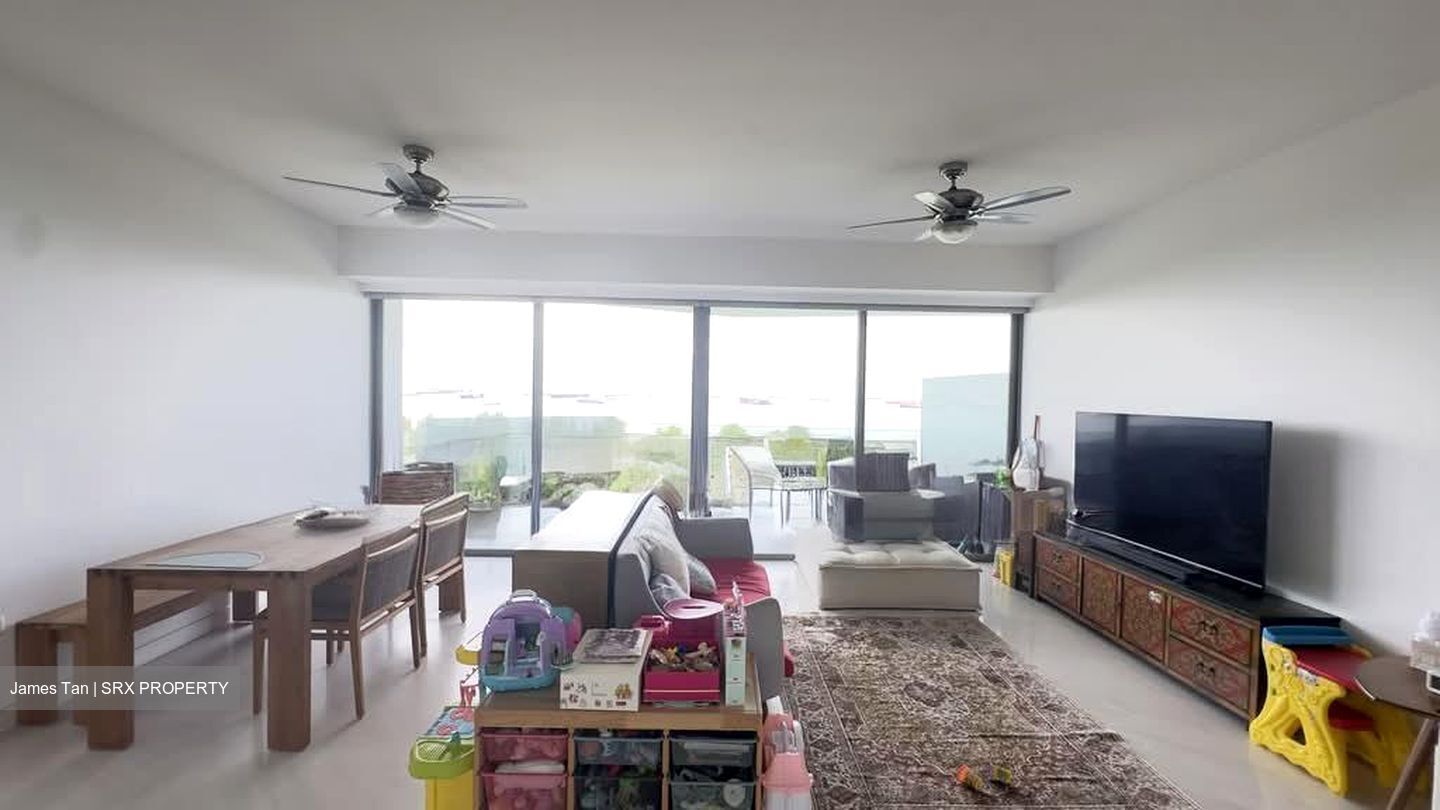 SilverSea (D15), Condominium #564572851